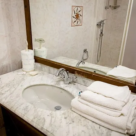 Marina Μοντερόσο αλ Μάρε