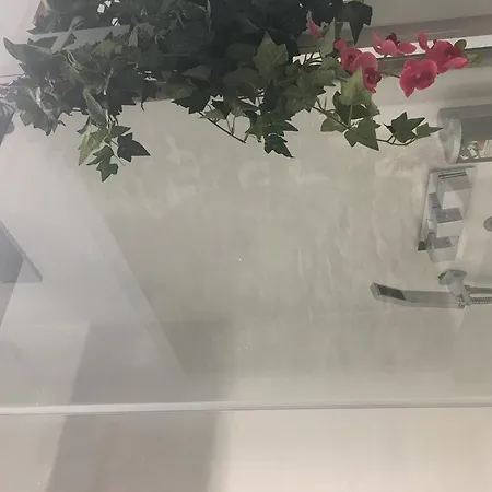 Marina Μοντερόσο αλ Μάρε