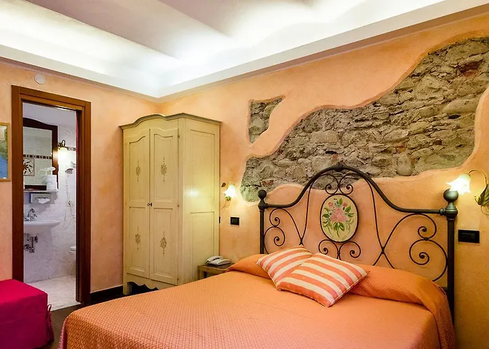 Marina 3* مونتيروسّو ال ماري